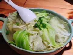 -大众跷脚牛肉馆·非遗传承单位(峨眉山店)