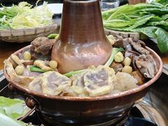 -岳记兴隆·青城腊排铜火锅(融创店)