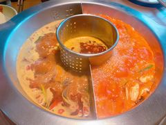 番茄牛油鸳鸯锅-佬土鹅肠火锅(中建大观店)