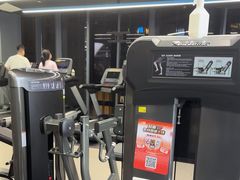 -超鹿运动(五四路恒力城店)