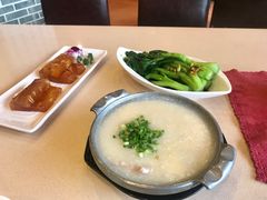 皮蛋瘦肉粥-蒸武门·广式茶点(石滩店)