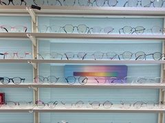 -亿视康青少儿眼镜(五官科店)