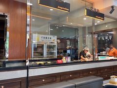 -高玛纳驴肉火烧(一世界店)