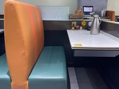 -锦园春香港茶餐厅(西海湾旗舰店)