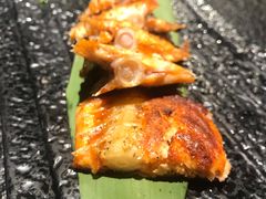 盐烧三文鱼骨排-虎焱炭火烧肉