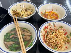 燃面-万三面馆(青龙正街太古里店)