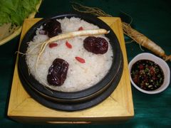 石锅米鸡-江浦东烧烤城(韩式特色炭火烤肉同心路店)