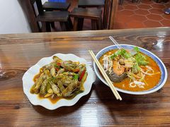 -亚忠小吃店(曾厝垵店)