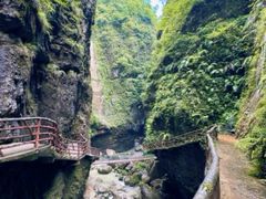 -鹿院坪生态旅游景区