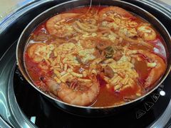 -三清洞摩西韩式年糕火锅(威高广场店)