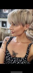 -Coo Hair salon