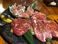 -肉魁屋·烧肉·烧鸟·酒场(高新店)