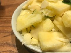 -云海肴·汽锅鸡·云南菜(天山百盛优客店)