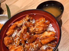 照烧鸡排饭-隐泉之语日式料理(王府中环店)