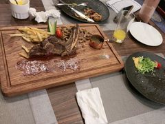 -东方豪景花园酒店·怡景旋转餐厅