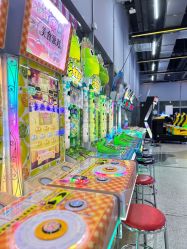 -嗨翻Hi-Fun竞技主题乐园·蹦床团建生日聚会(五棵松华熙店)