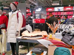 -王府井奥莱临潼小镇(临潼店)