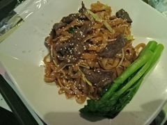 -百威KTV(恒福路店)