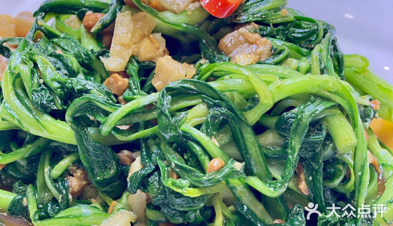 【获奖无数】清心鸡的白切鸡和红烧乳鸽究竟有几好味？