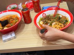 -小蛮椒麻辣烫·麻辣拌(青浦宝龙店)