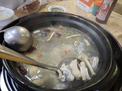 -濠轩阁特色生蚝火锅(水湾路店)