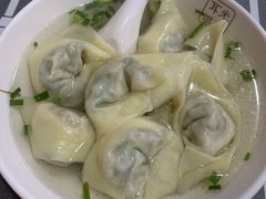 特色荠菜肉馄饨-潘国仙耳光馄饨(黄家阙路店)
