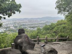 -灵岩山风景区
