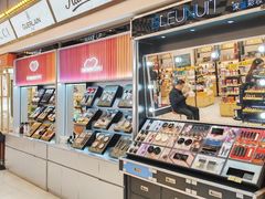 -首创奥特莱斯(西安店)