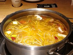 酸萝卜鸭架汤-守柴炉烤鸭(科华中路王府井店)