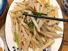 -九头鹰家宴(岳家嘴店)