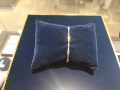 -周生生Chow Sang Sang(又一城店)