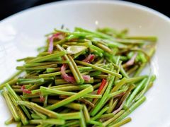火腿丝炒黎蒿-泓0871臻选云南菜·味庄