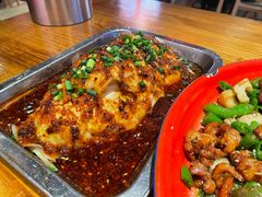 -兔槽江湖菜·重庆璧山兔(水围店)