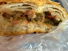 -白玉兰食品甜凤店(合生汇店)