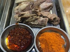手抓羊肉-青海名吃尕张娃非遗烤肉(海湖总店)