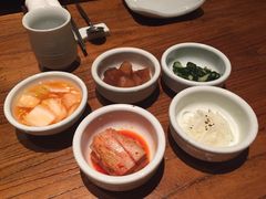 -萨拉伯尔(燕莎友谊商城店)