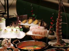 -得意咚瓜·顺德鱼生·冬瓜火锅(深圳首店)