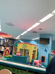 -孩子王童乐园(西安盛龙店)