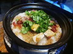 腊味煲仔饭-享润四季椰子鸡音乐主题餐厅(石狮德辉店)