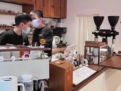 -Line来恩咖啡(石厦花园店)