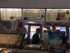 -白骑士欧洲蛋糕店(夏威夷店)