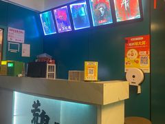 -荒岛实景沉浸密室(江汉路1店)