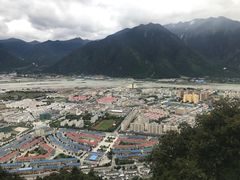 -比日神山