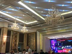 大堂-轩记海鲜餐厅·四十五年老字号·经典粤菜(西区彩虹店)