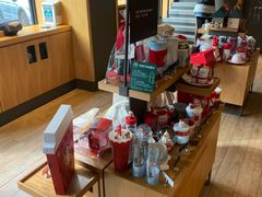 零售区-星巴克(红房子店)