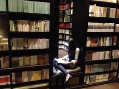 iphone_upload_pic-钟书阁(松江泰晤士小镇店)