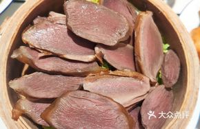 Braised Pork Slice with Spiced Sauce