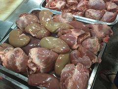 -标记美食新鲜猪杂(兴南大道店)