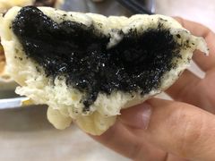黑芝麻包-老陶包子铺(南大西南村店)