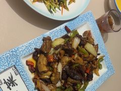 -老码头黑皮肘子锅包肉(赣水路店)